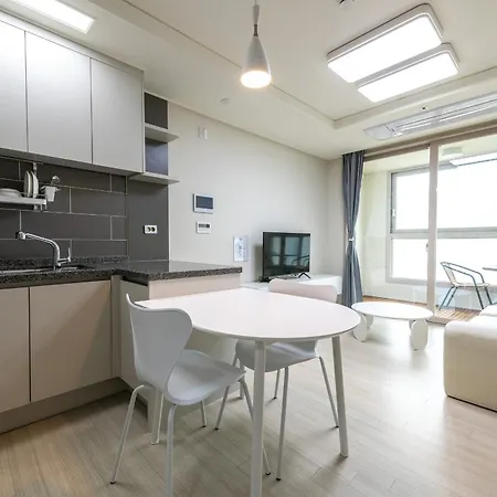 The November Stay In Landmark Incheon Exterior photo