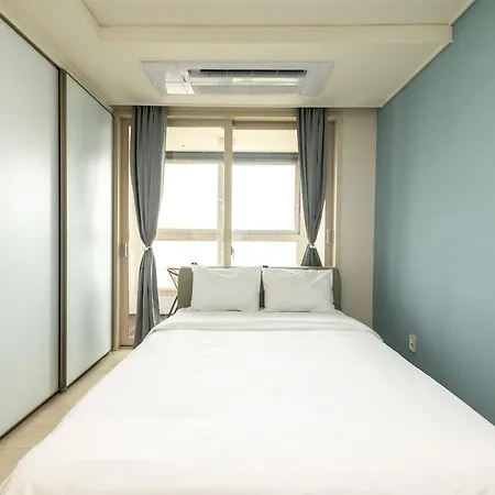 The November Stay In Landmark Incheon Exterior photo