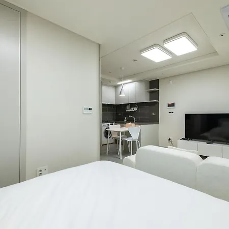 The November Stay In Landmark Incheon Exterior photo