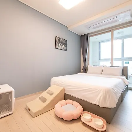 The November Stay In Landmark Incheon Exterior photo