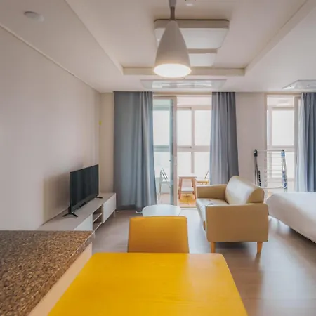 The November Stay In Landmark Incheon Exterior photo