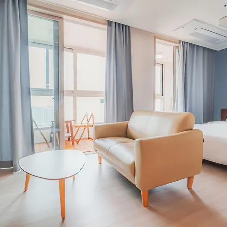 The November Stay In Landmark Incheon Exterior photo