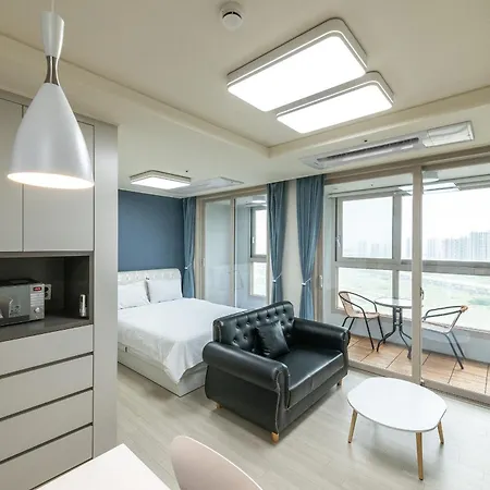 The November Stay In Landmark Incheon Exterior photo