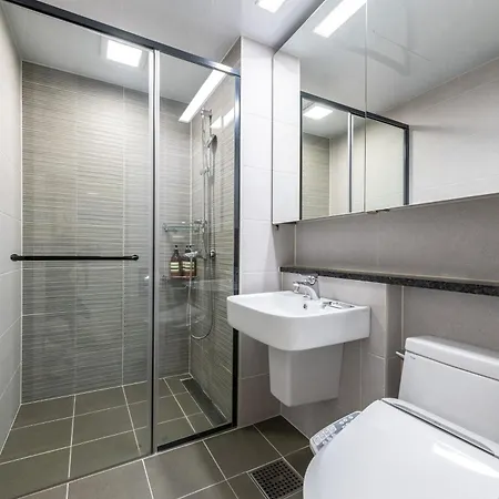 The November Stay In Landmark Incheon Exterior photo
