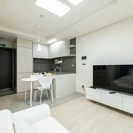 The November Stay In Landmark Incheon Exterior photo