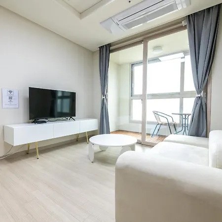 The November Stay In Landmark Incheon Exterior photo
